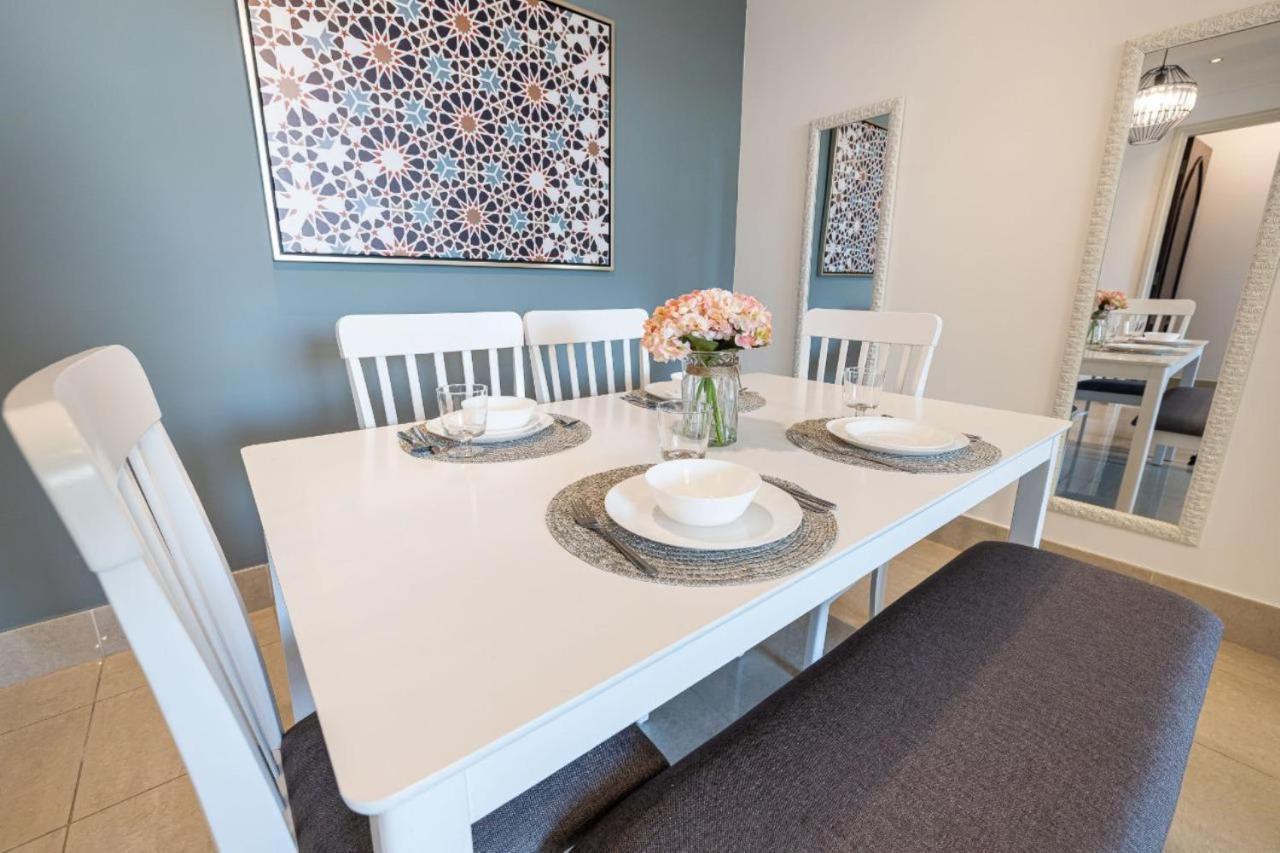 1bdr With Burj Khalifa View I Walking Distance To Mall I Tajeer *
